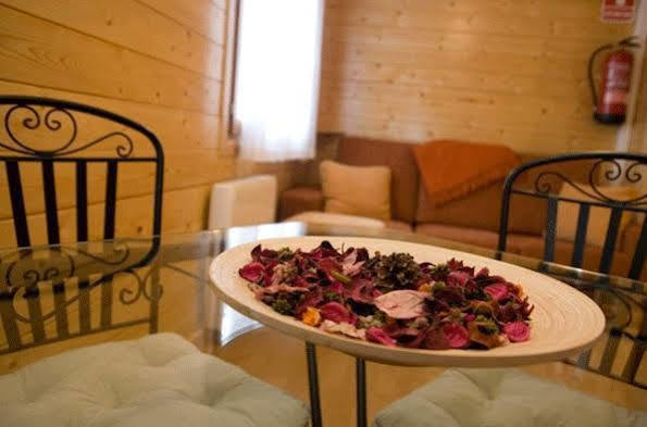 Cabanas De Javalambre Камарена-де-ла-Сьерра Экстерьер фото
